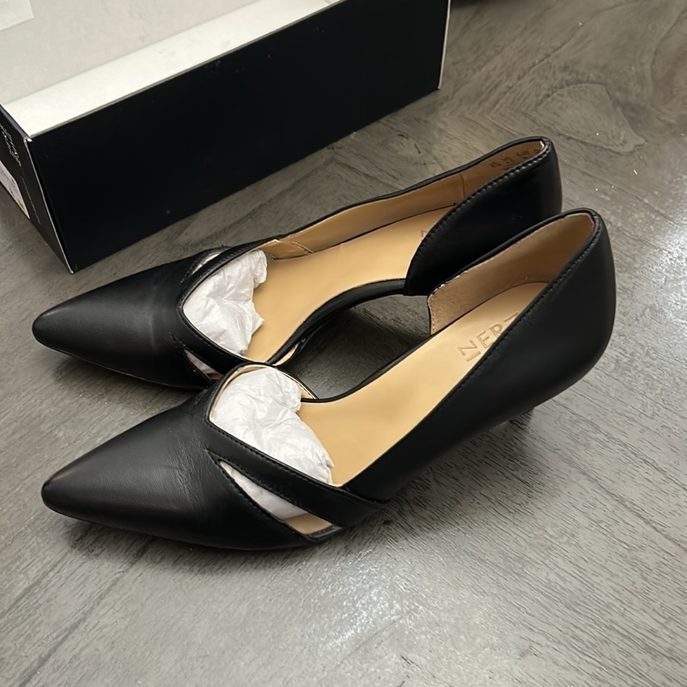 Naturalizer Ezra Pump (WIDE) - Picture 4 of 8